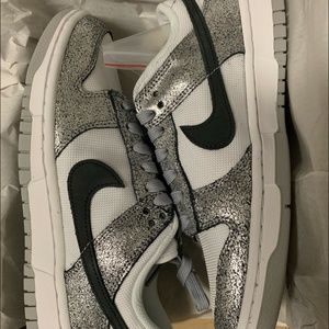 COPY - Nike Low Sneakers